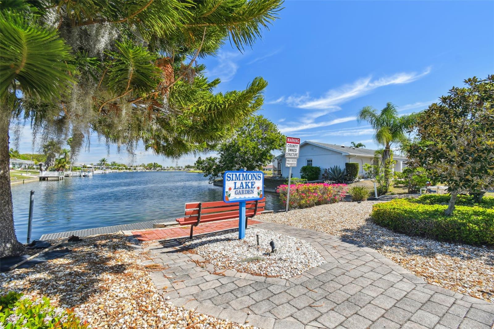 1735 FLAMINGO LN, SUN CITY CENTER, FL, 33573