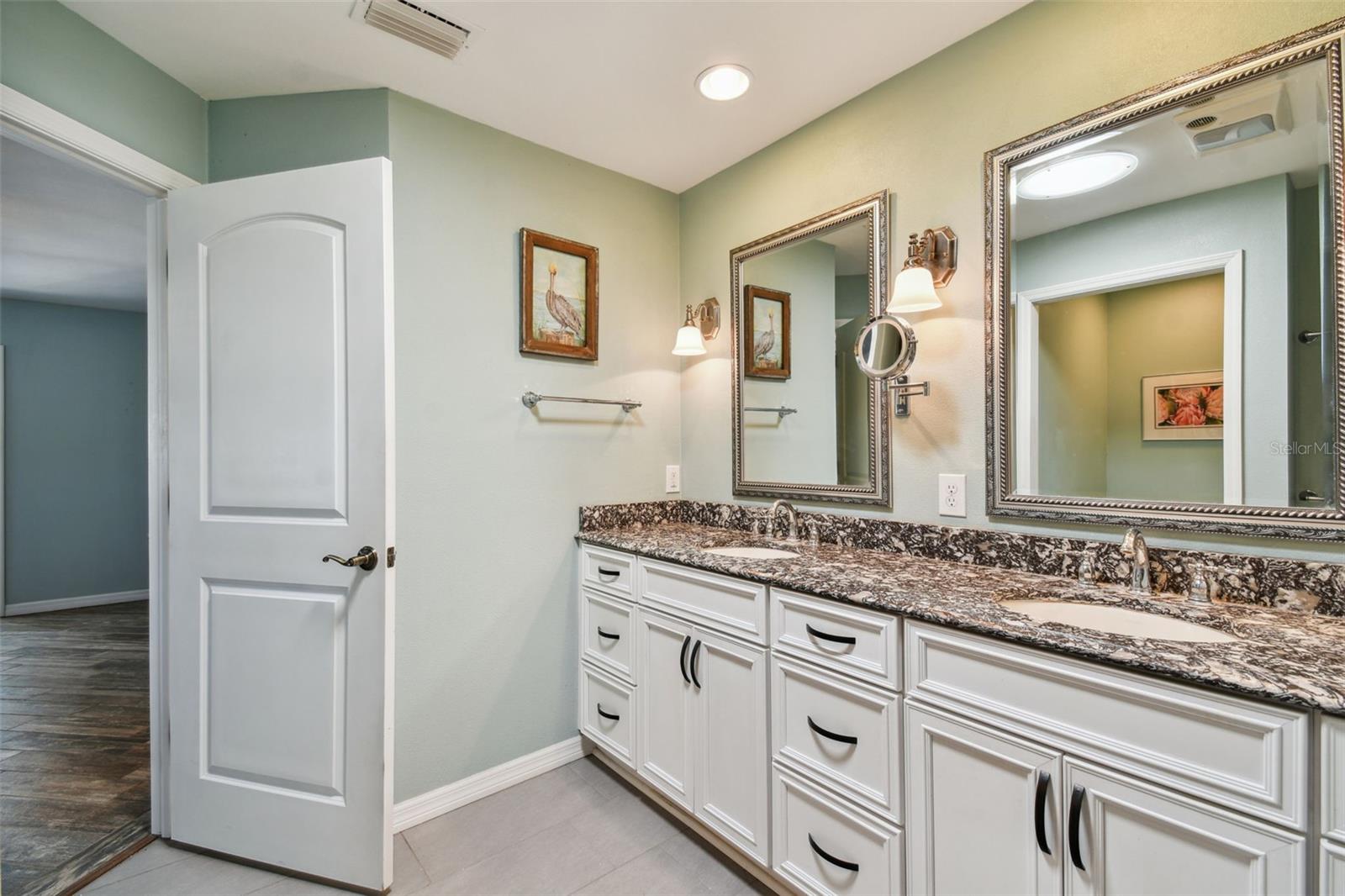 1735 FLAMINGO LN, SUN CITY CENTER, FL, 33573
