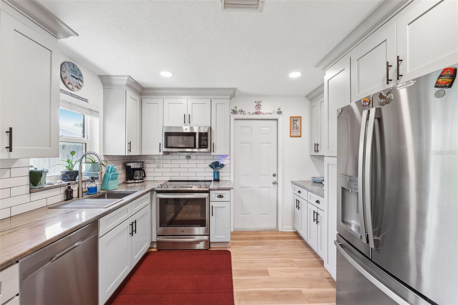 506 AVOCADO DR, SEFFNER, FL, 33584