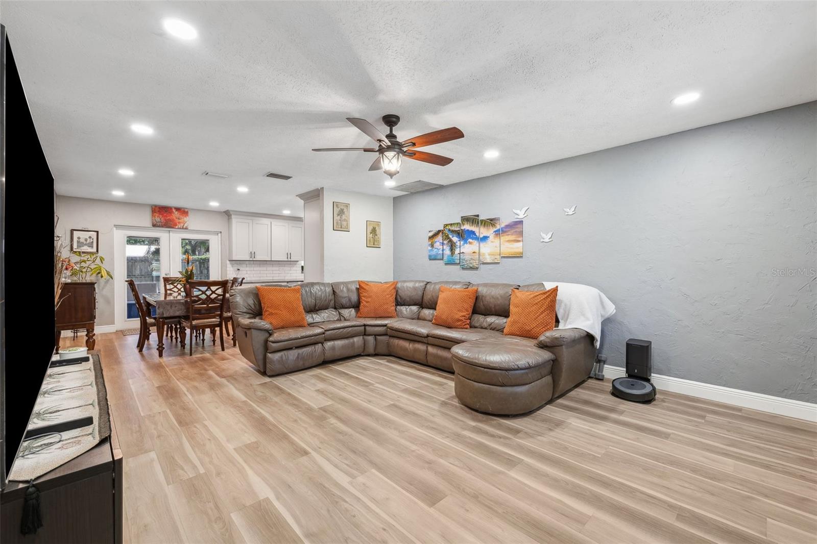 506 AVOCADO DR, SEFFNER, FL, 33584