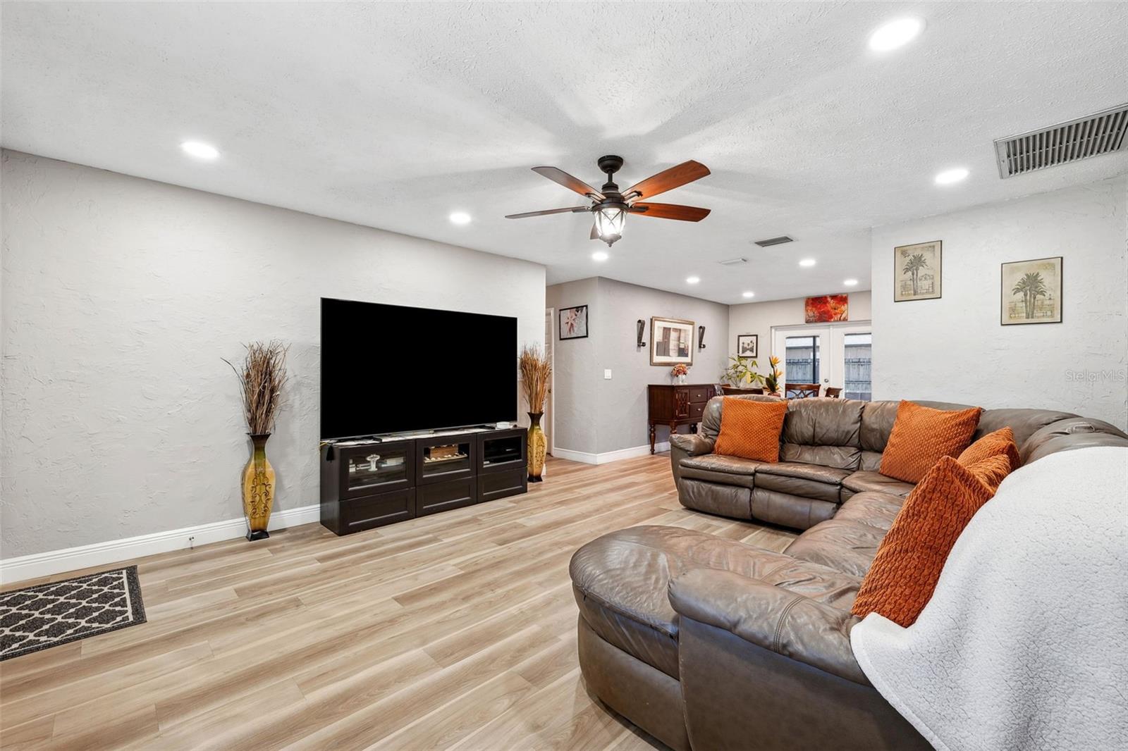 506 AVOCADO DR, SEFFNER, FL, 33584