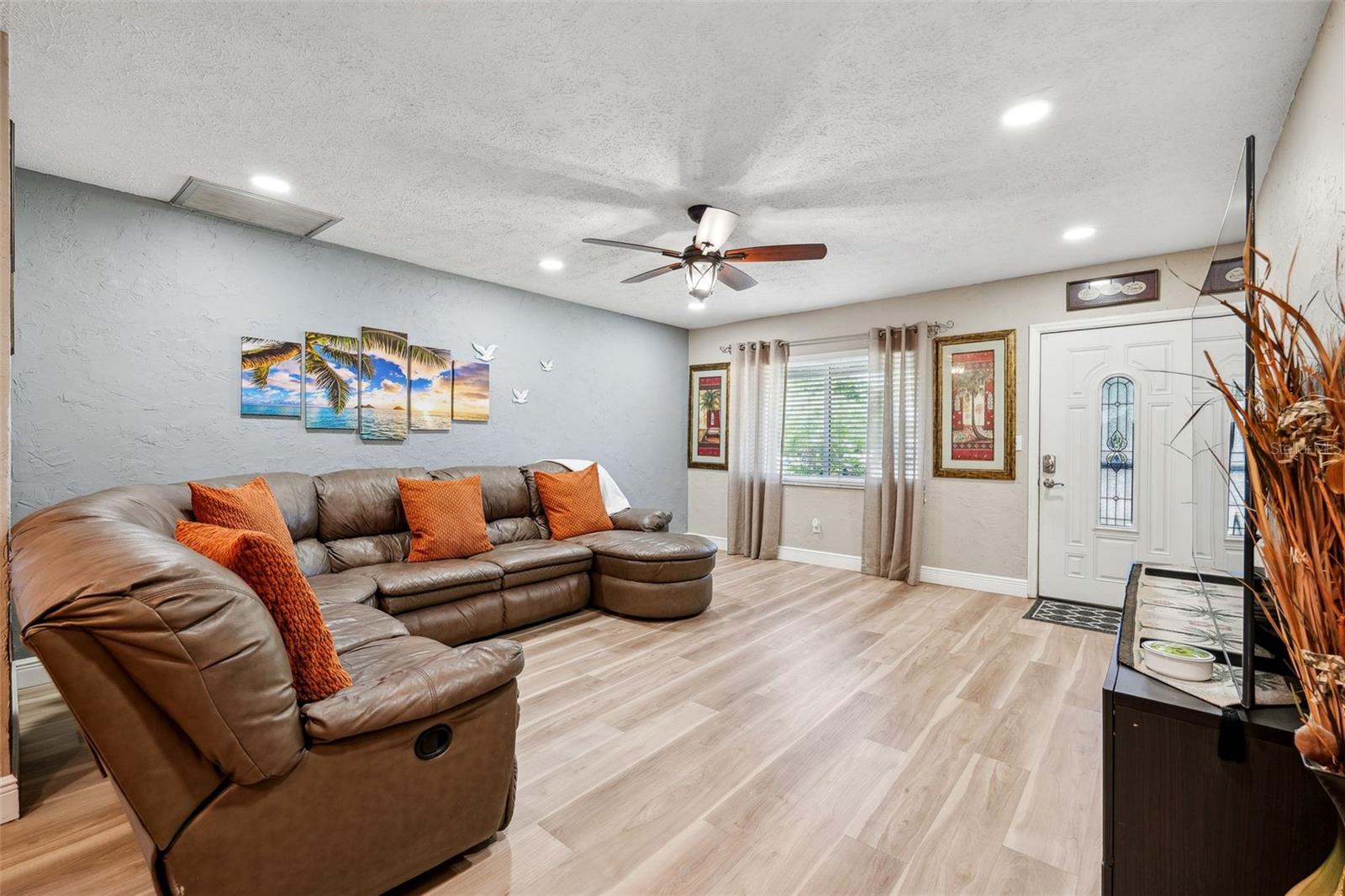 506 AVOCADO DR, SEFFNER, FL, 33584