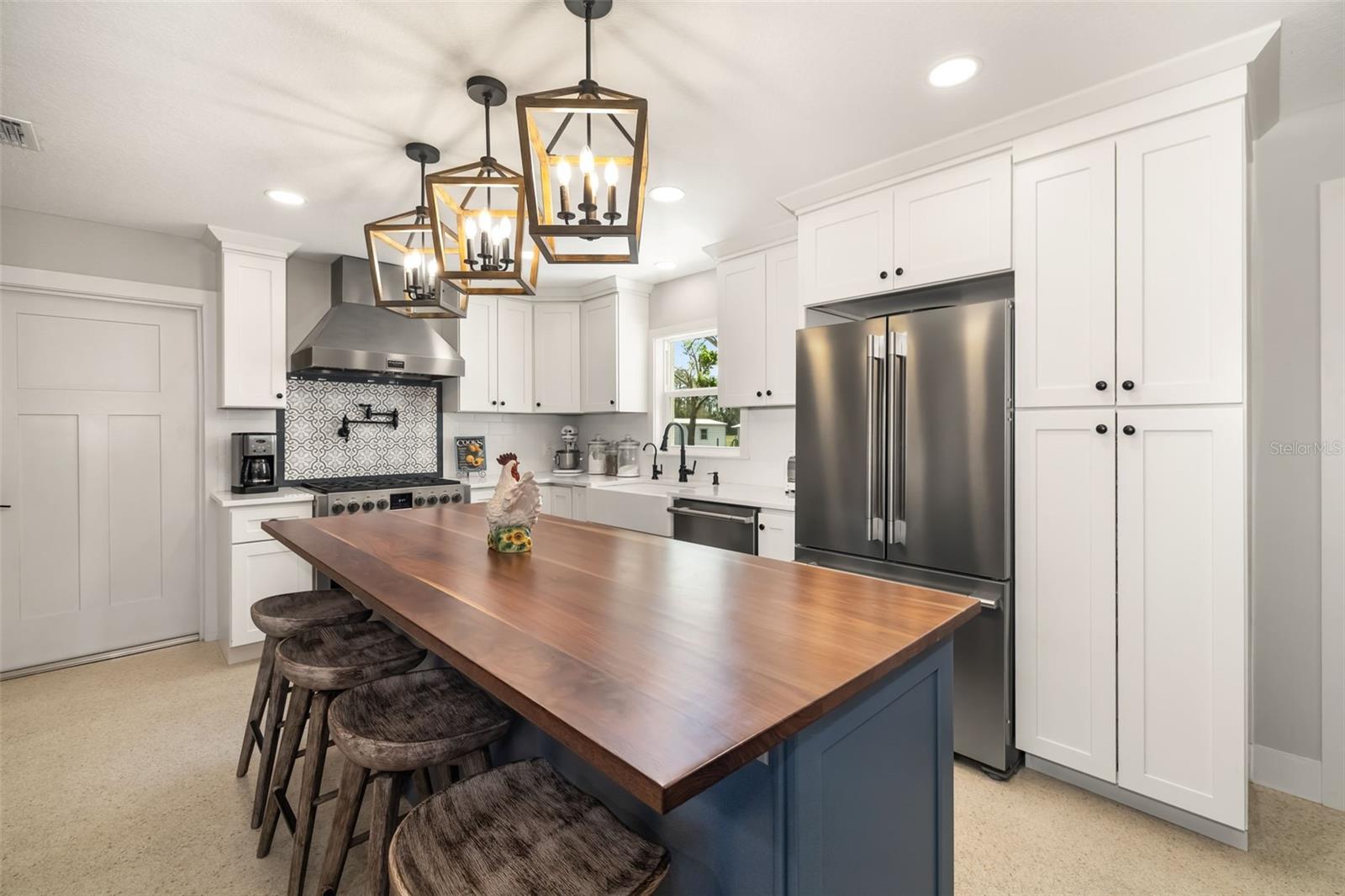 7150 RICHARDSON RD, SARASOTA, FL, 34240