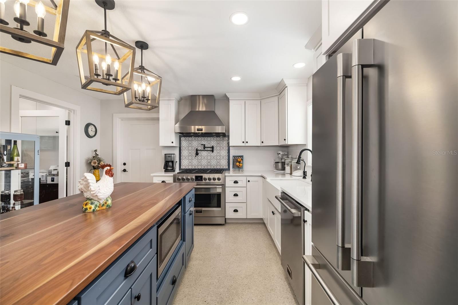 7150 RICHARDSON RD, SARASOTA, FL, 34240