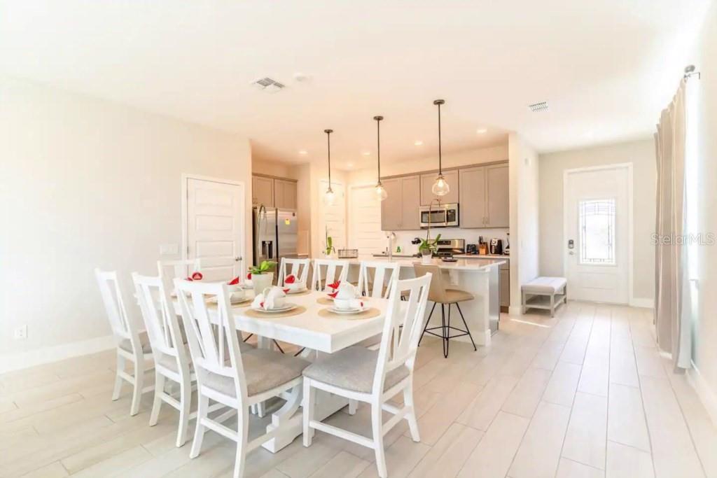 844 DRIVING RANGE CT, REUNION, FL, 34747