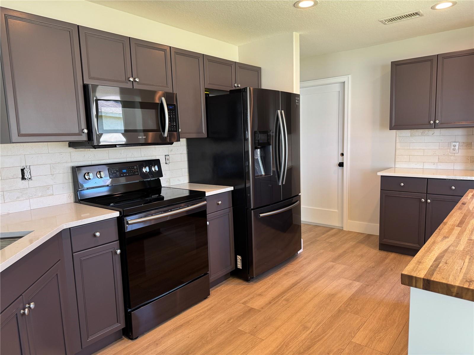 3709 62ND AVE E, BRADENTON, FL, 34203