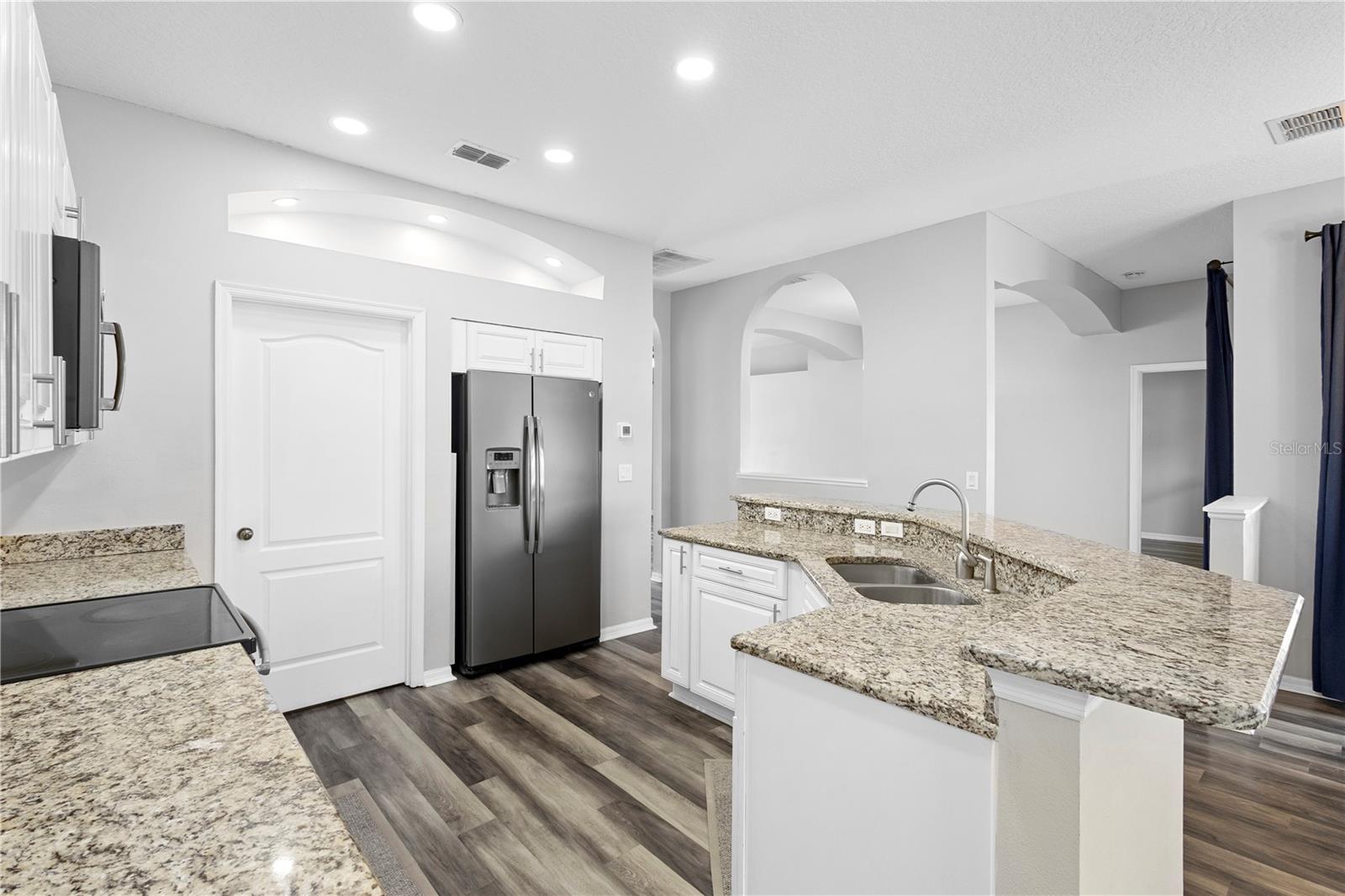 213 STRATHMORE CIR, KISSIMMEE, FL, 34744