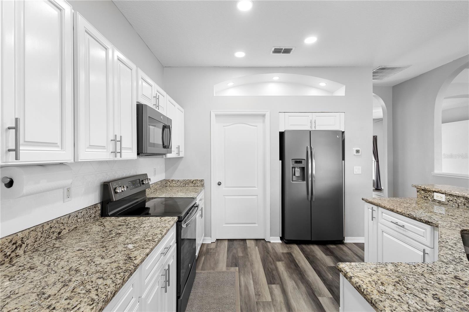 213 STRATHMORE CIR, KISSIMMEE, FL, 34744