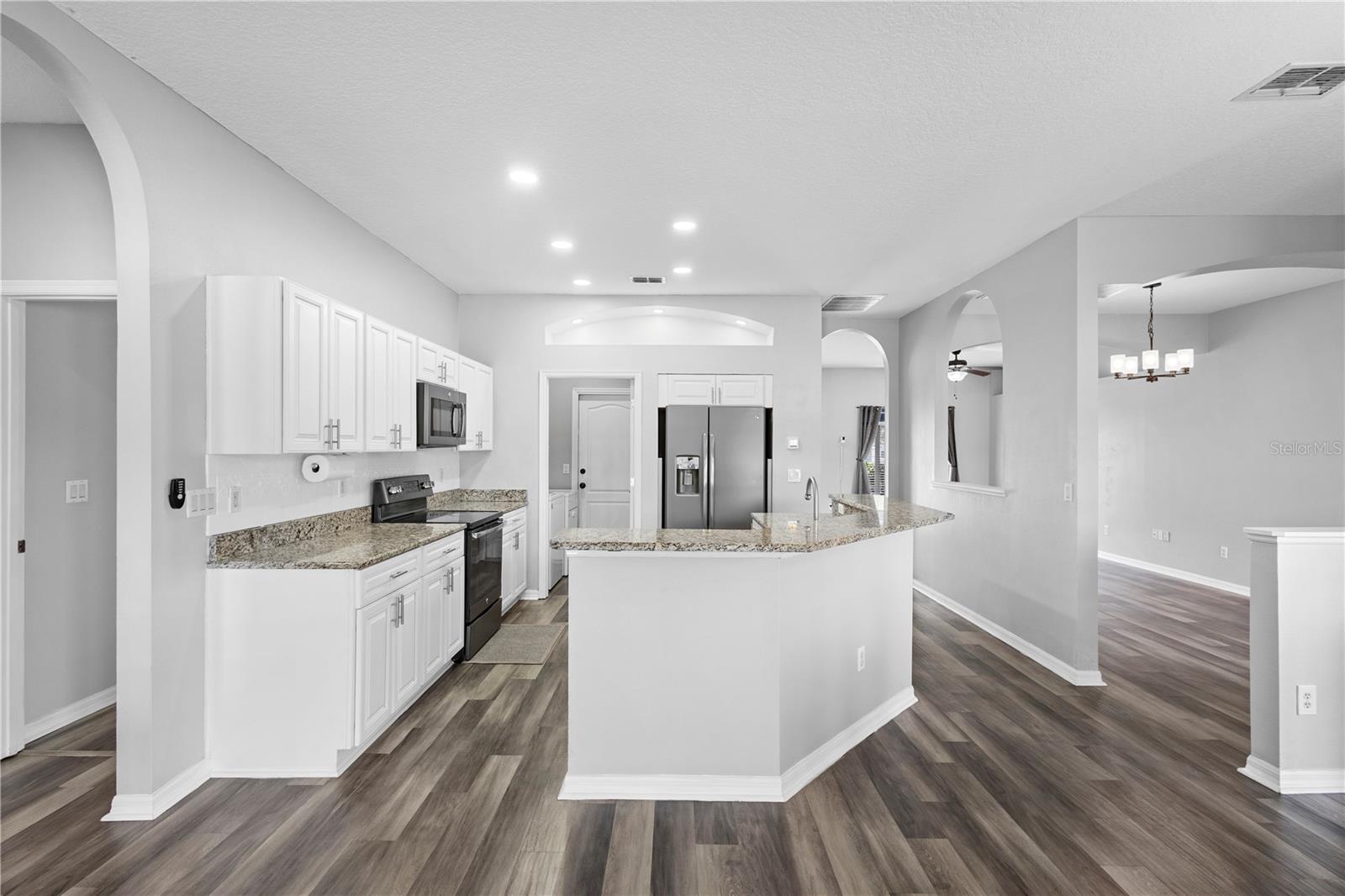 213 STRATHMORE CIR, KISSIMMEE, FL, 34744
