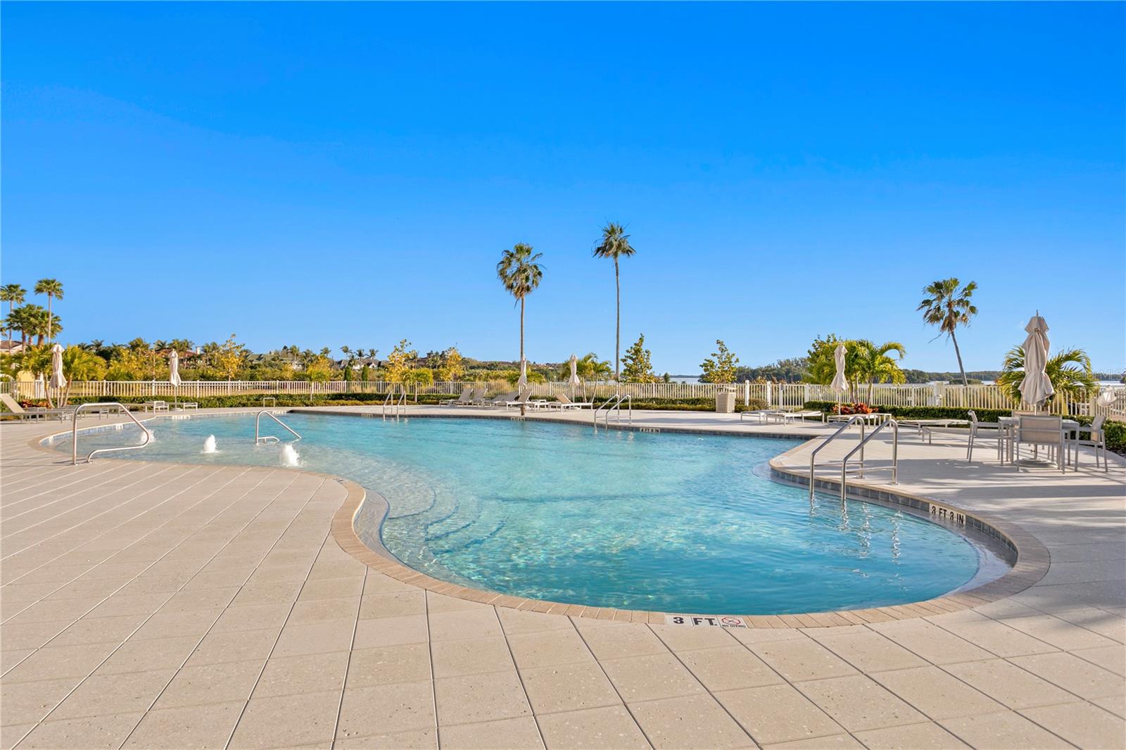 755 COLLANY RD #401, TIERRA VERDE, FL, 33715