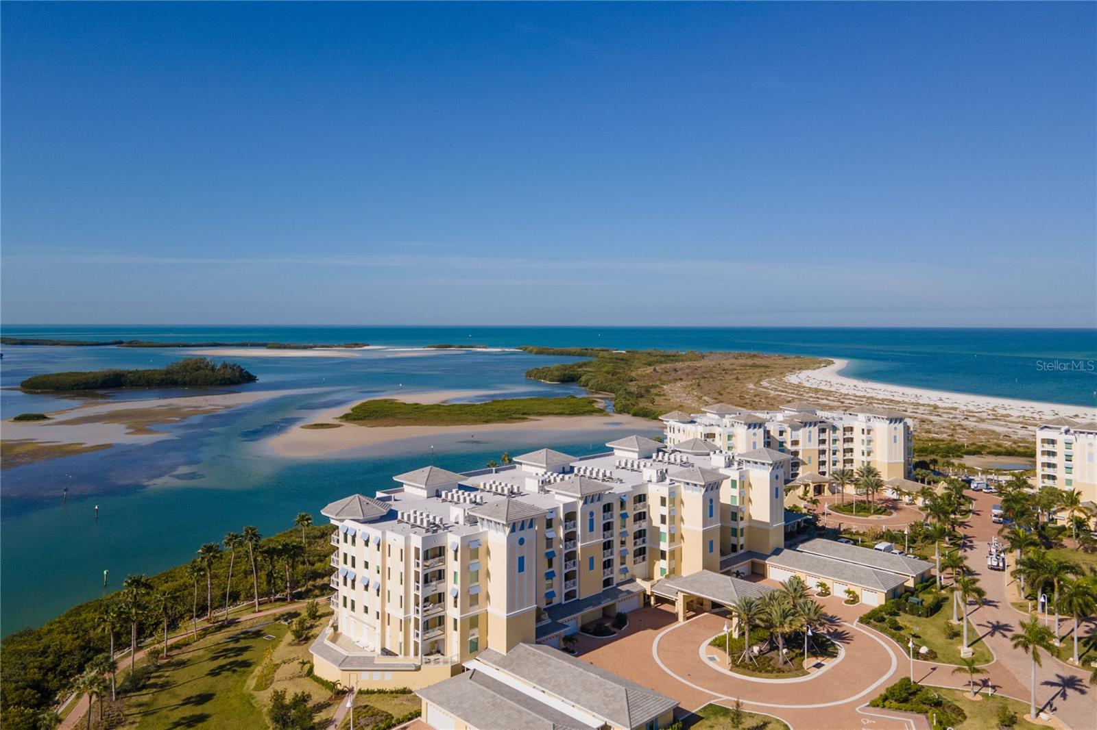 755 COLLANY RD #401, TIERRA VERDE, FL, 33715