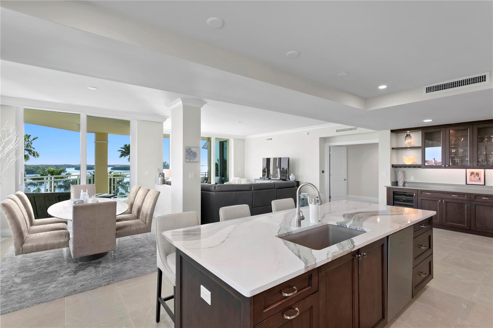 755 COLLANY RD #401, TIERRA VERDE, FL, 33715