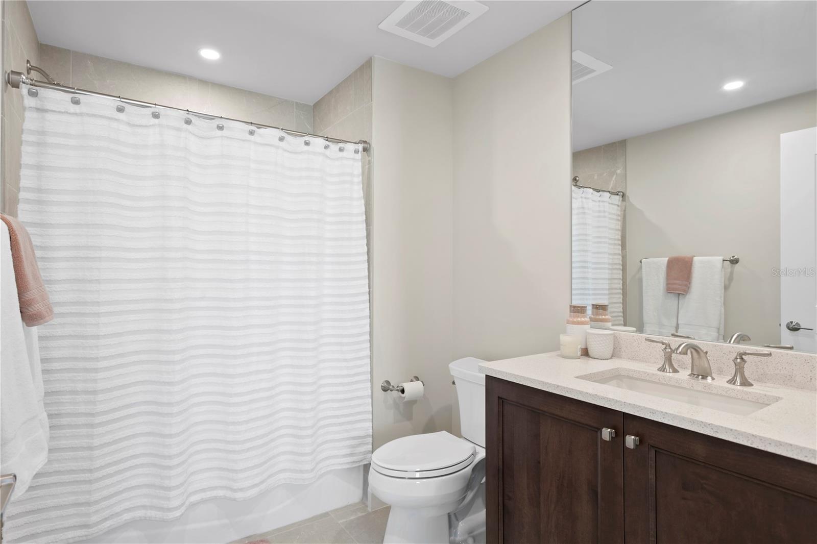 755 COLLANY RD #401, TIERRA VERDE, FL, 33715