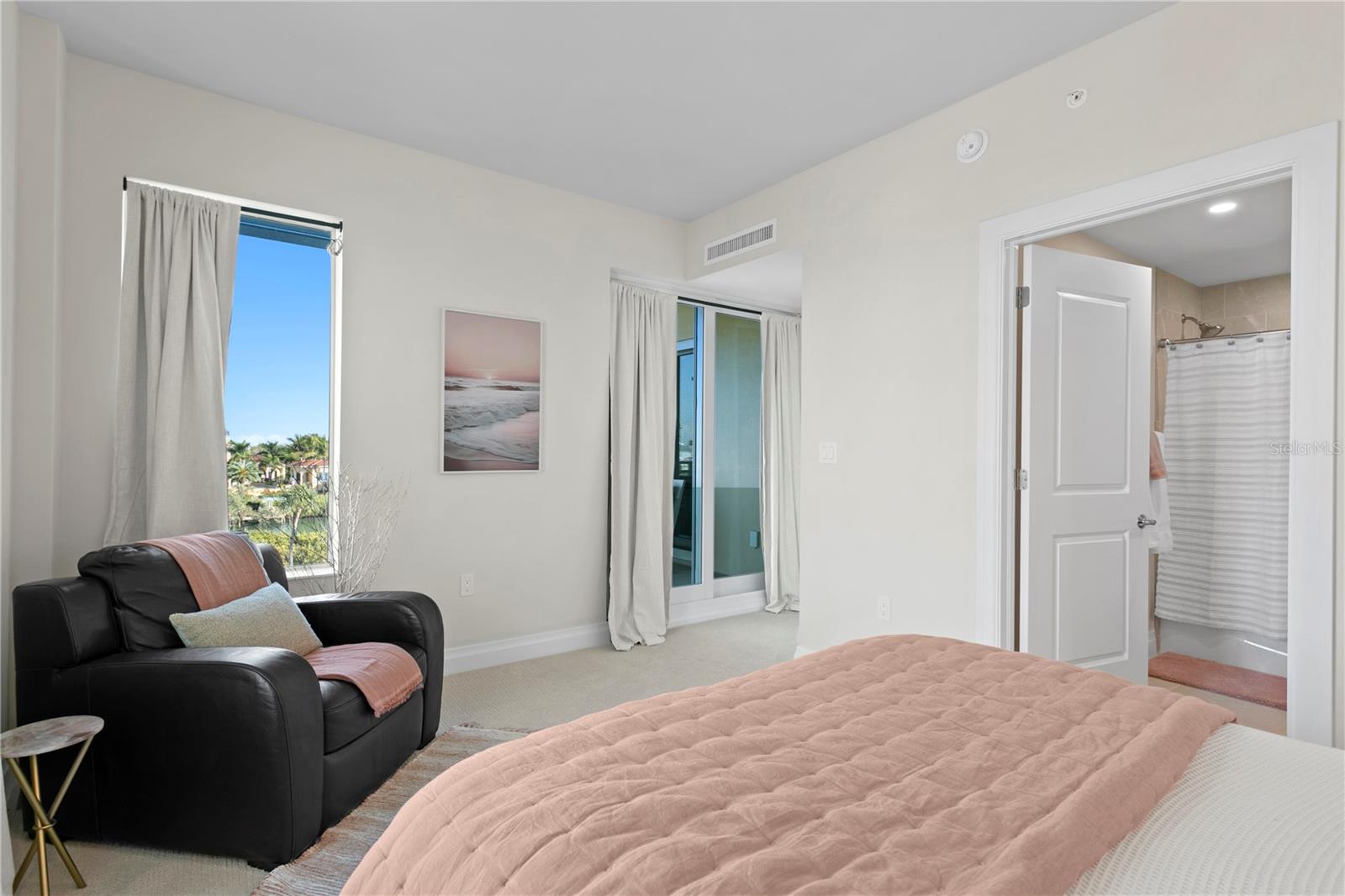 755 COLLANY RD #401, TIERRA VERDE, FL, 33715