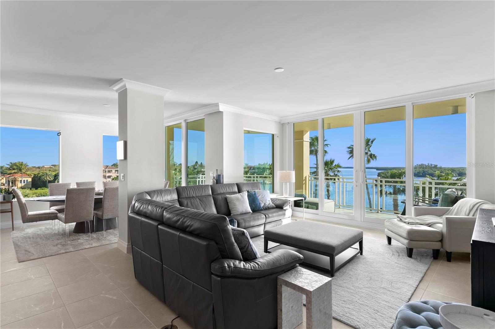 755 COLLANY RD #401, TIERRA VERDE, FL, 33715