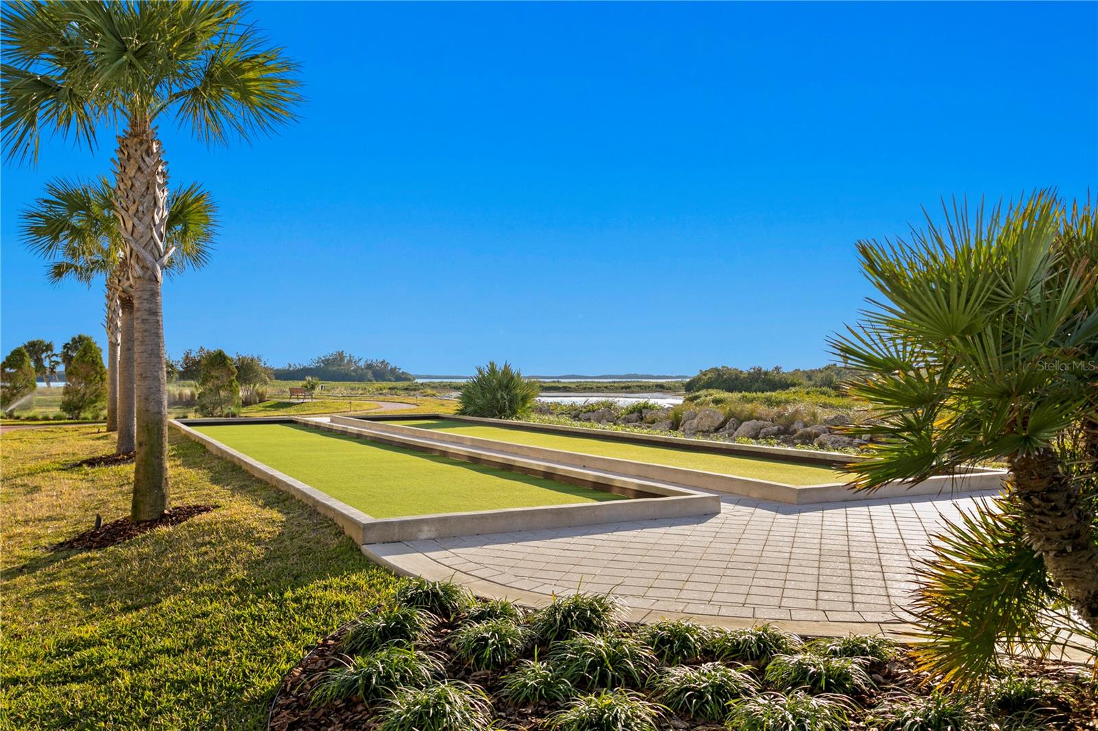 755 COLLANY RD #401, TIERRA VERDE, FL, 33715