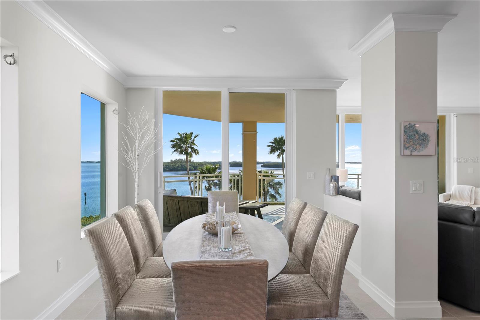 755 COLLANY RD #401, TIERRA VERDE, FL, 33715