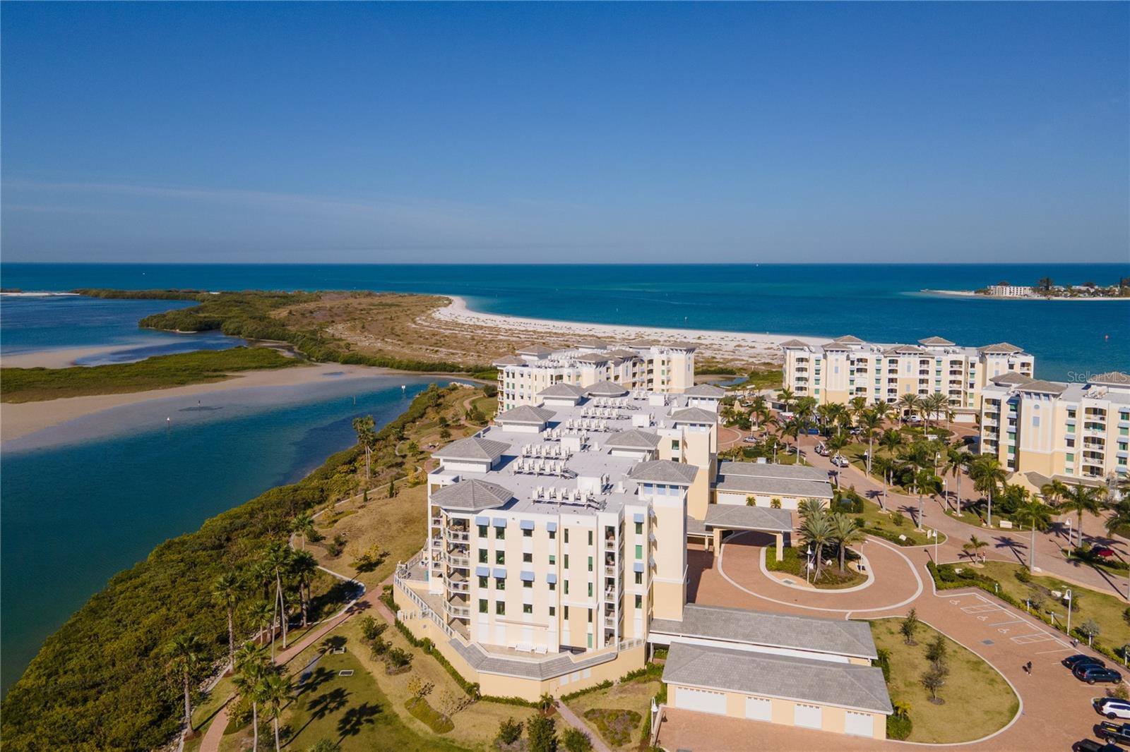 755 COLLANY RD #401, TIERRA VERDE, FL, 33715