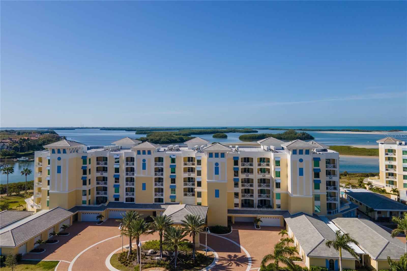755 COLLANY RD #401, TIERRA VERDE, FL, 33715