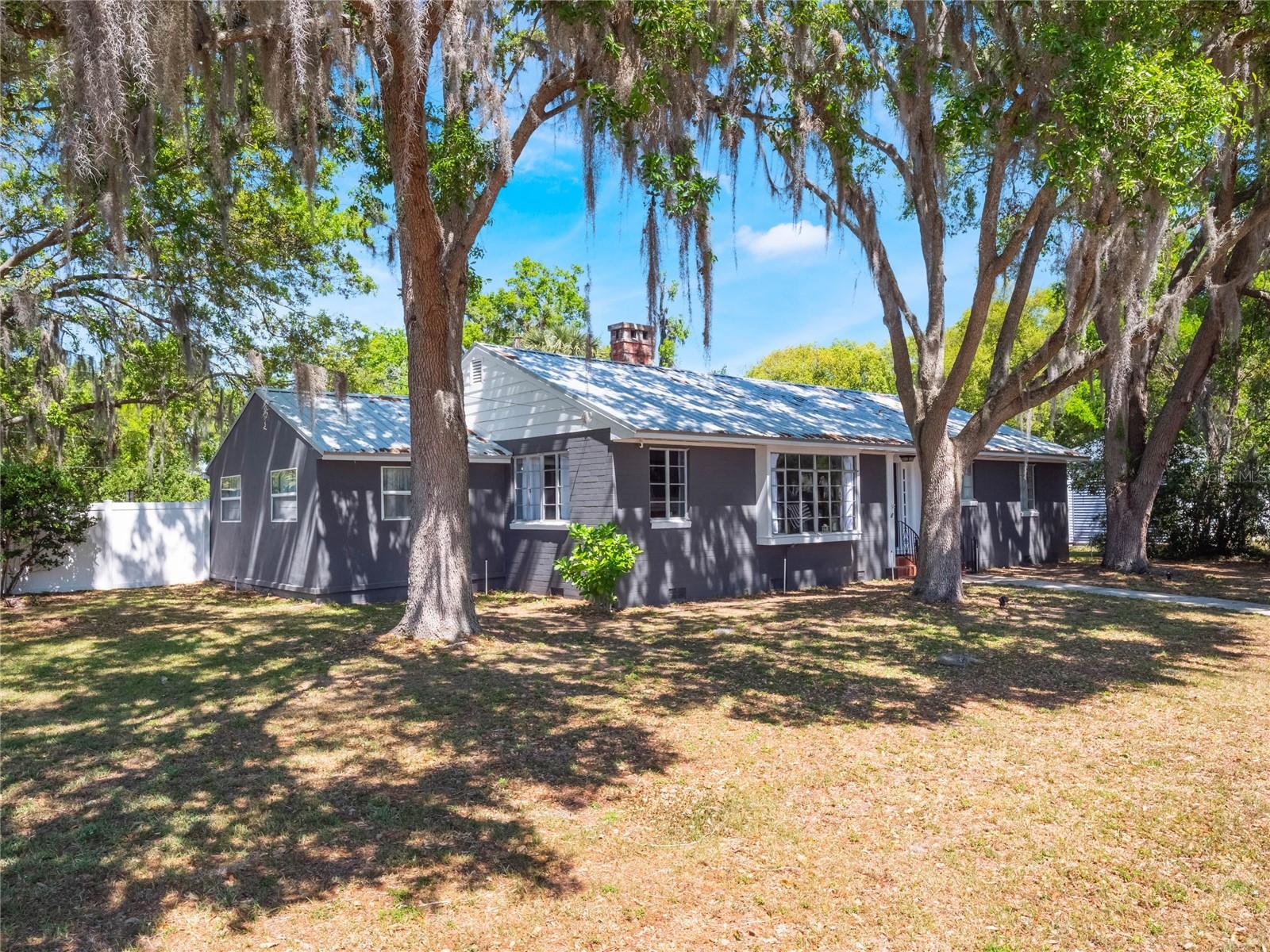 392 W MINNEHAHA AVE, CLERMONT, FL, 34711