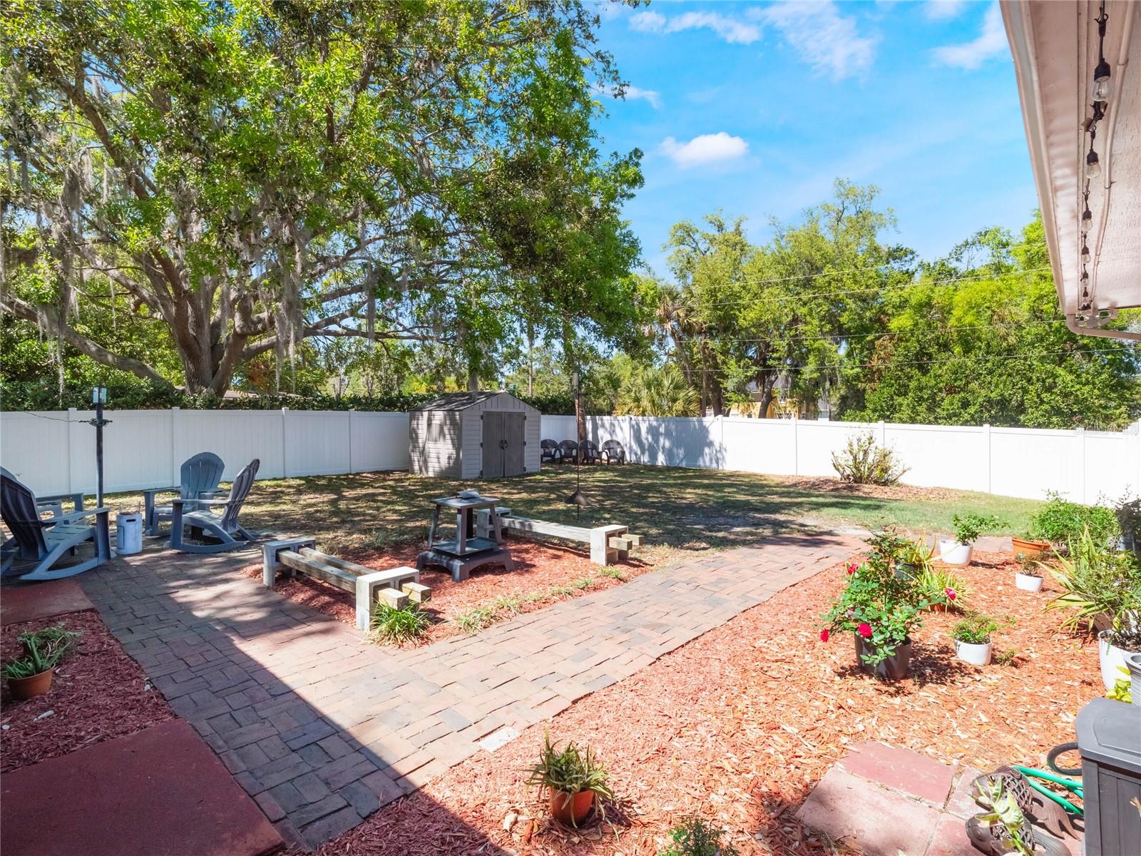 392 W MINNEHAHA AVE, CLERMONT, FL, 34711