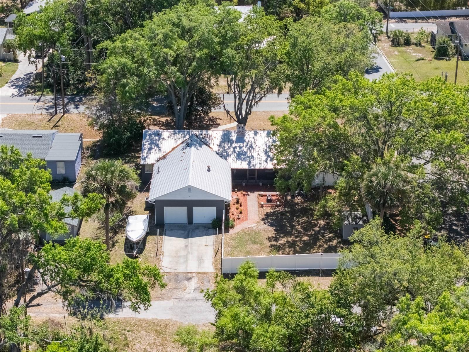 392 W MINNEHAHA AVE, CLERMONT, FL, 34711