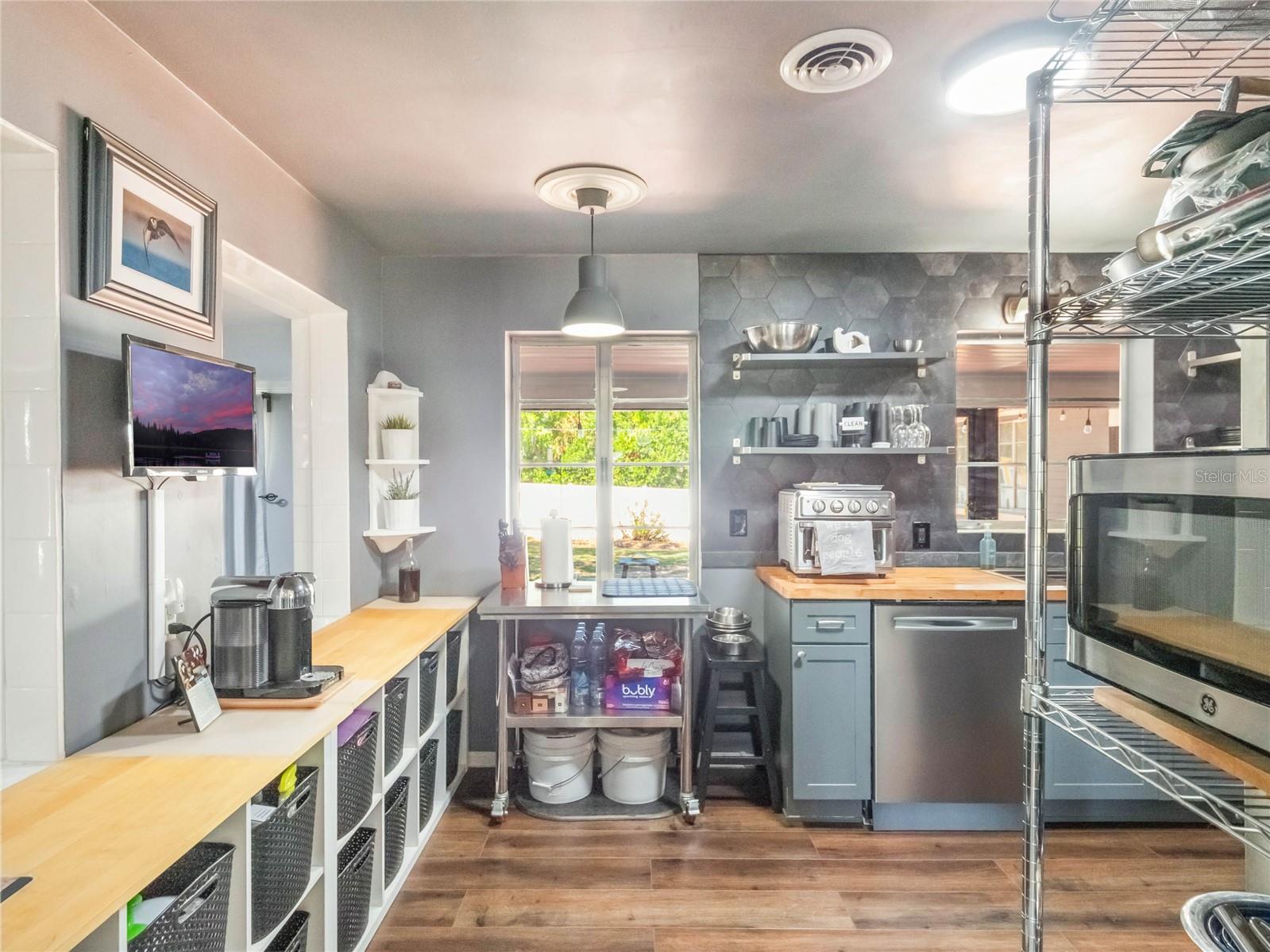 392 W MINNEHAHA AVE, CLERMONT, FL, 34711