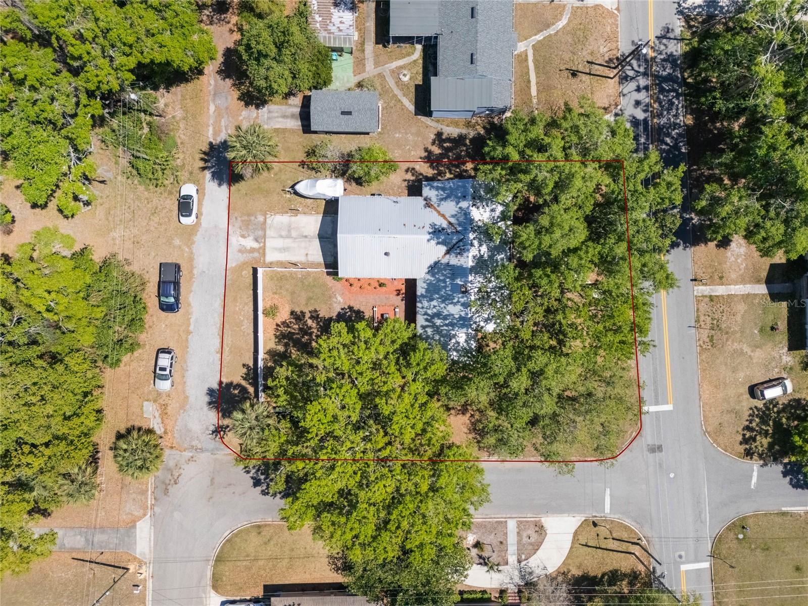 392 W MINNEHAHA AVE, CLERMONT, FL, 34711