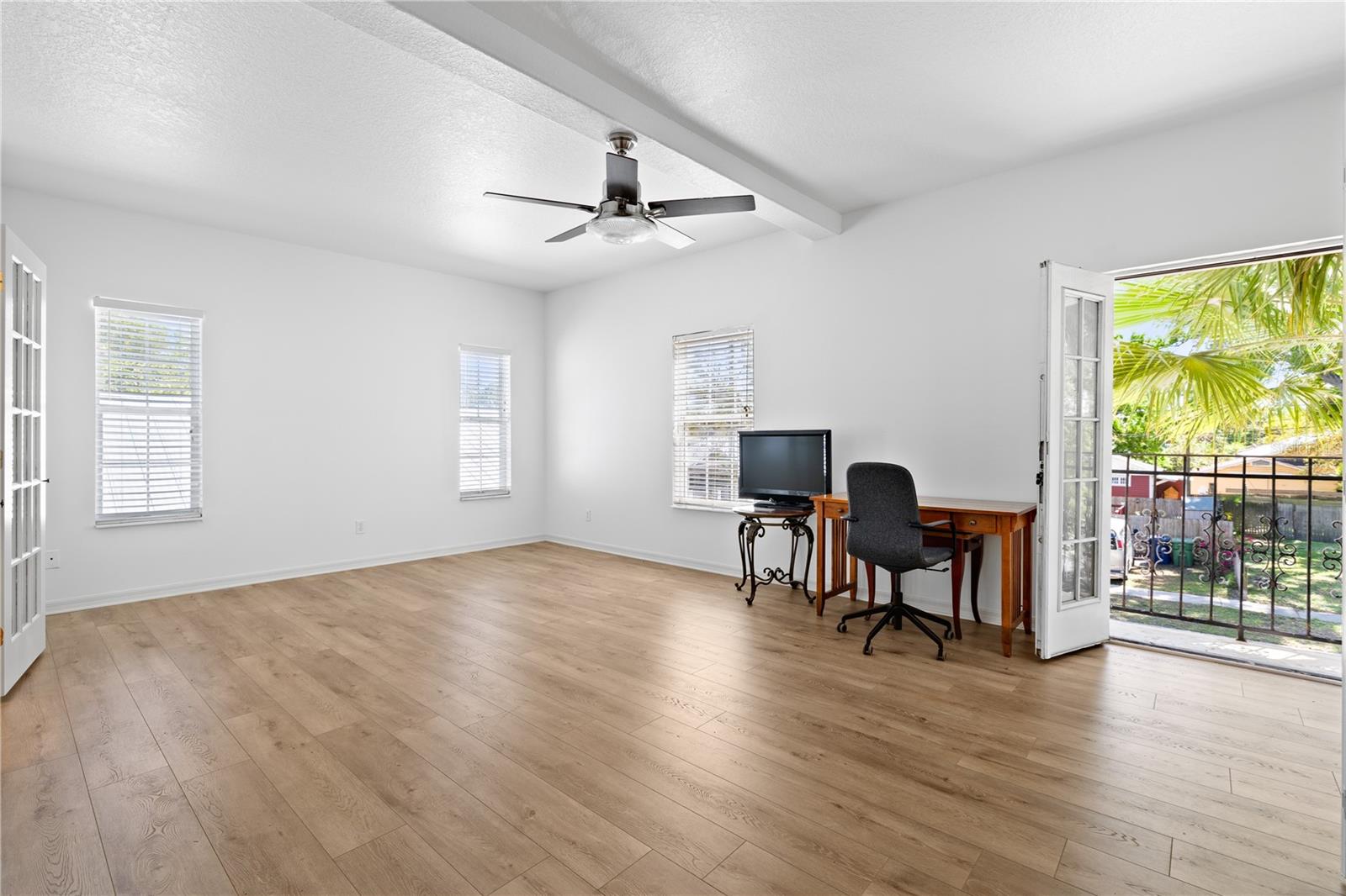 2224 E 10TH AVE, TAMPA, FL, 33605