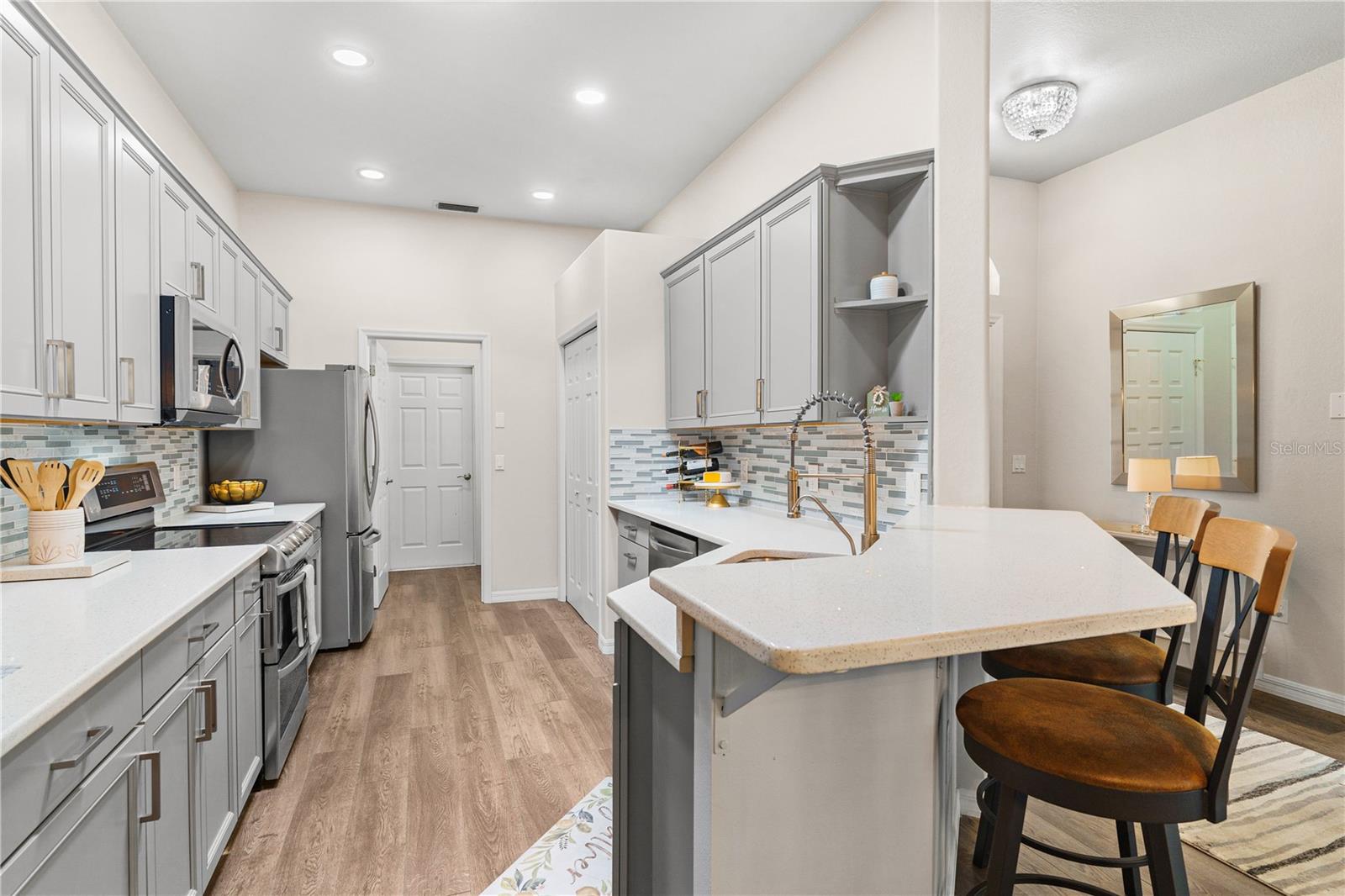6152 TOPSAIL RD, LADY LAKE, FL, 32159