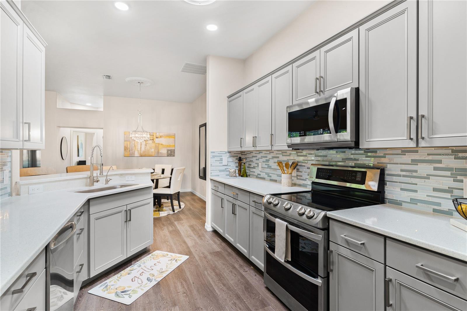 6152 TOPSAIL RD, LADY LAKE, FL, 32159