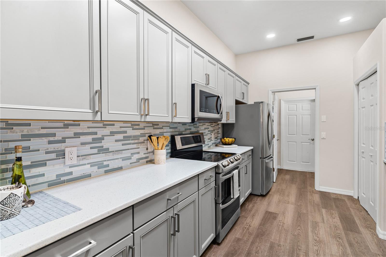 6152 TOPSAIL RD, LADY LAKE, FL, 32159