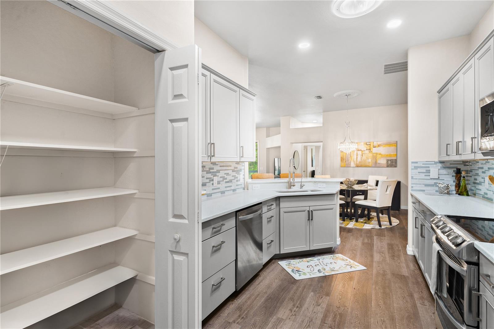 6152 TOPSAIL RD, LADY LAKE, FL, 32159