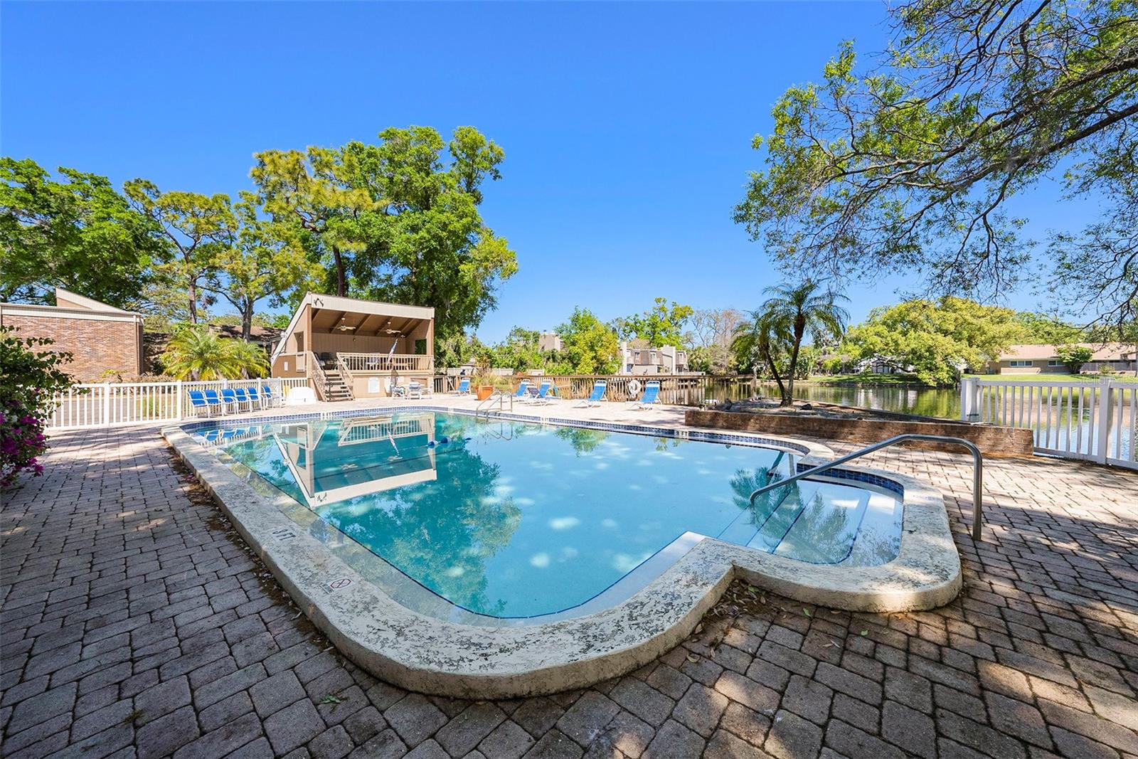 10453 CARROLLBROOK CIR #122, TAMPA, FL, 33618