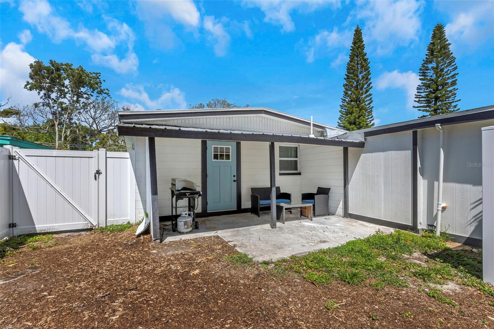 1076 PHILIPPE PKWY, SAFETY HARBOR, FL, 34695