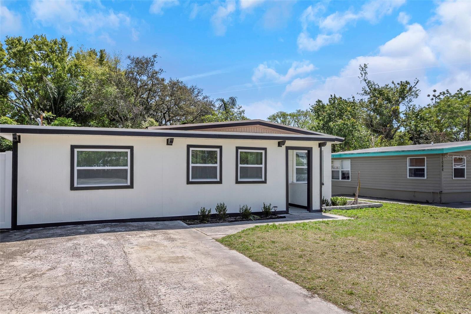 1076 PHILIPPE PKWY, SAFETY HARBOR, FL, 34695