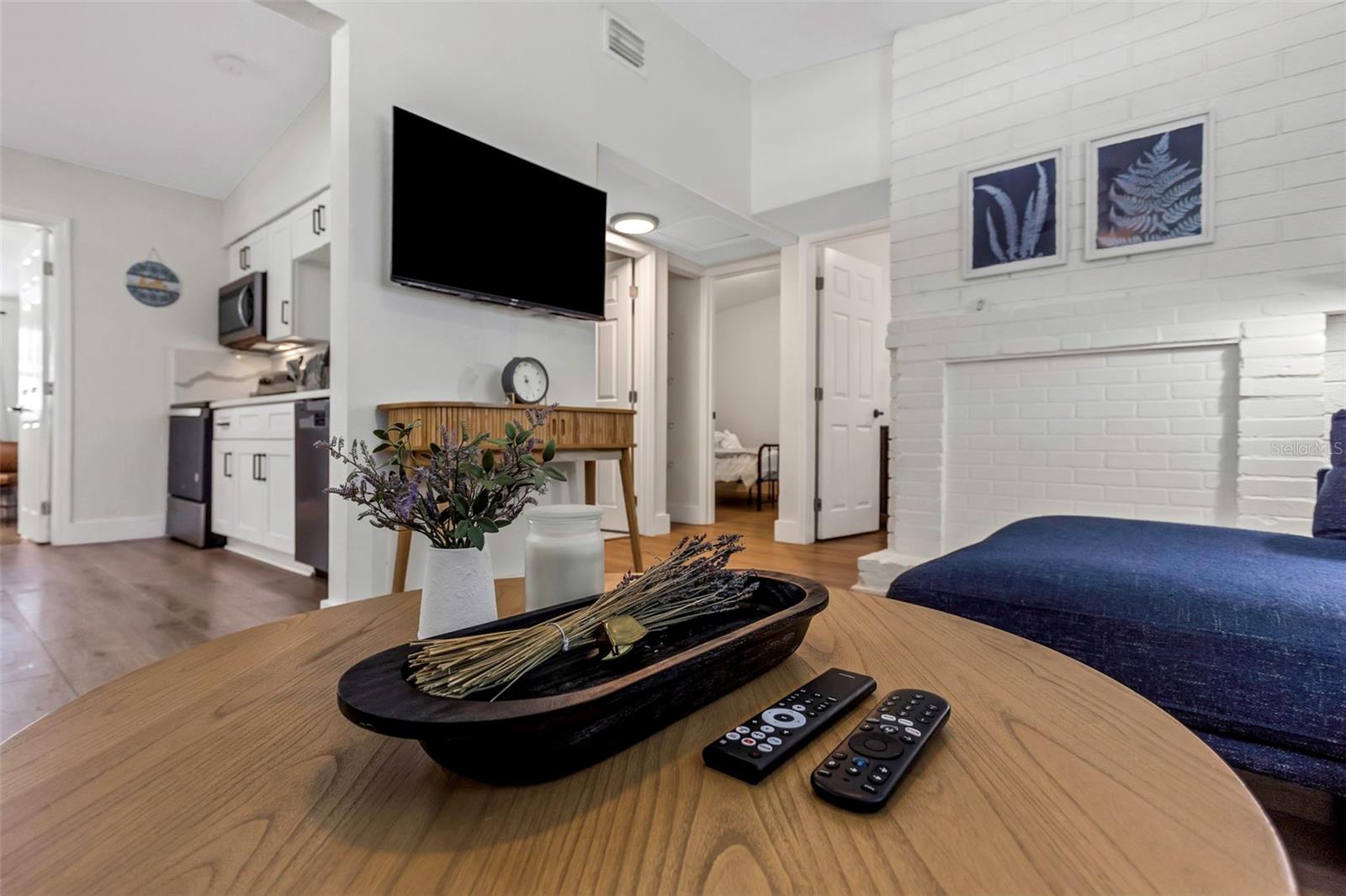 1076 PHILIPPE PKWY, SAFETY HARBOR, FL, 34695
