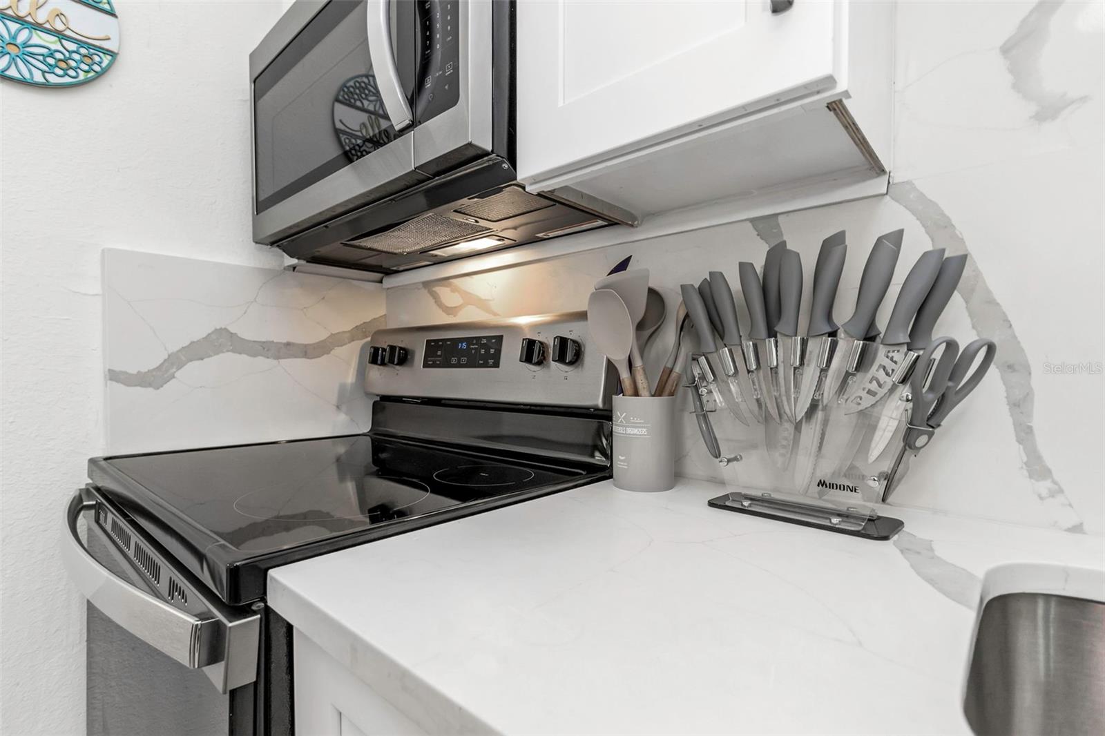1076 PHILIPPE PKWY, SAFETY HARBOR, FL, 34695