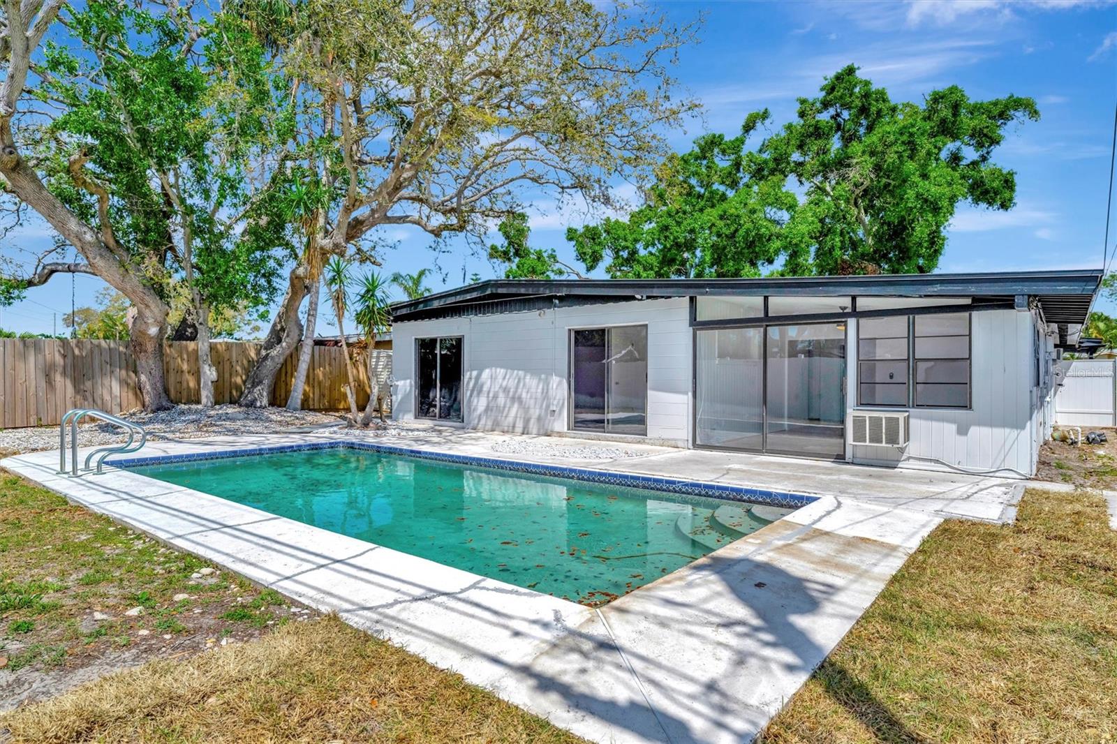4720 50TH AVE N, ST PETERSBURG, FL, 33714