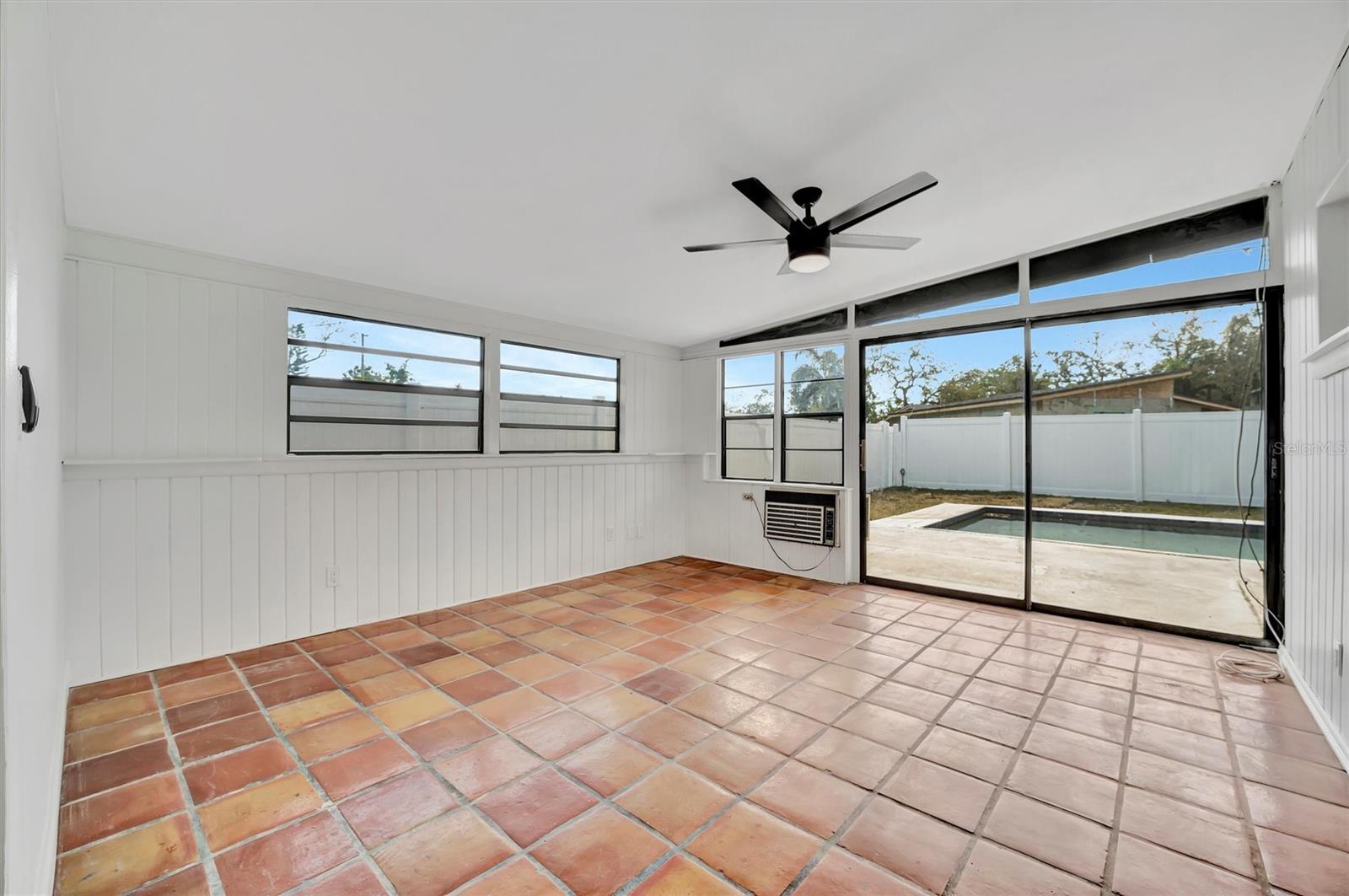 4720 50TH AVE N, ST PETERSBURG, FL, 33714