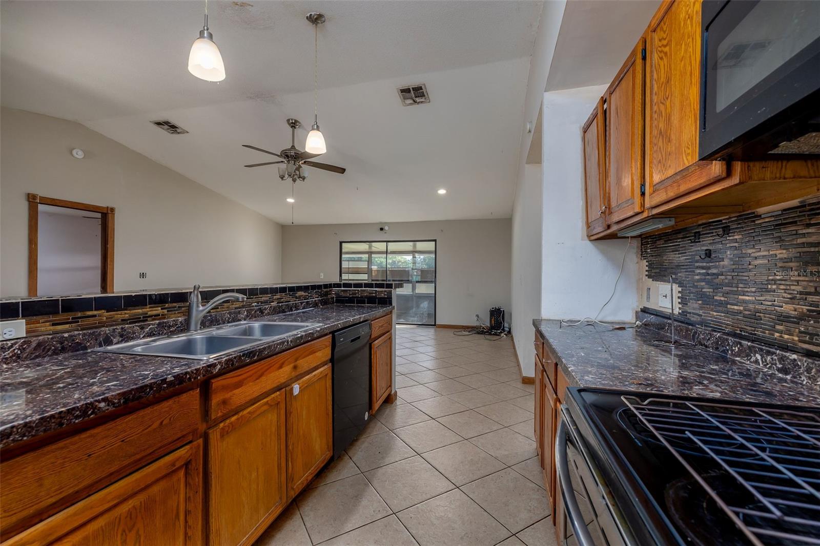 2360 SE 27TH ST, OKEECHOBEE, FL, 34974