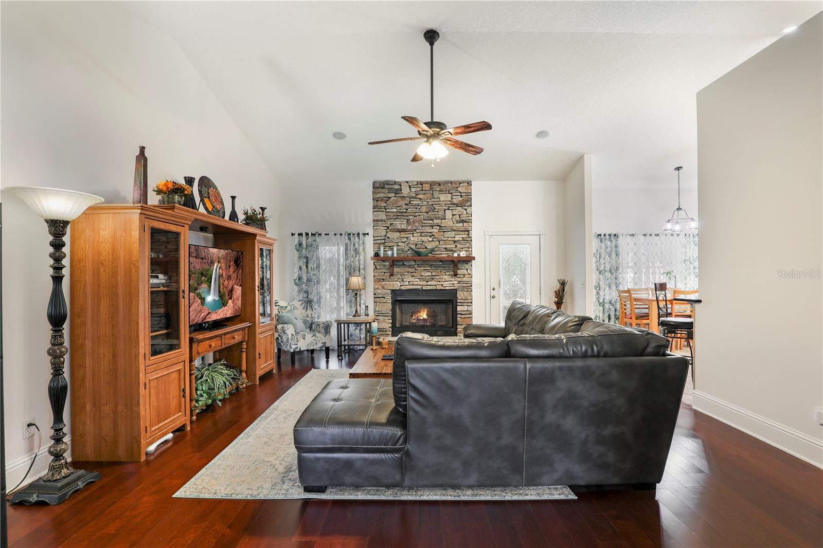 14394 BOB BURNSED RD, GLEN ST MARY, FL, 32040