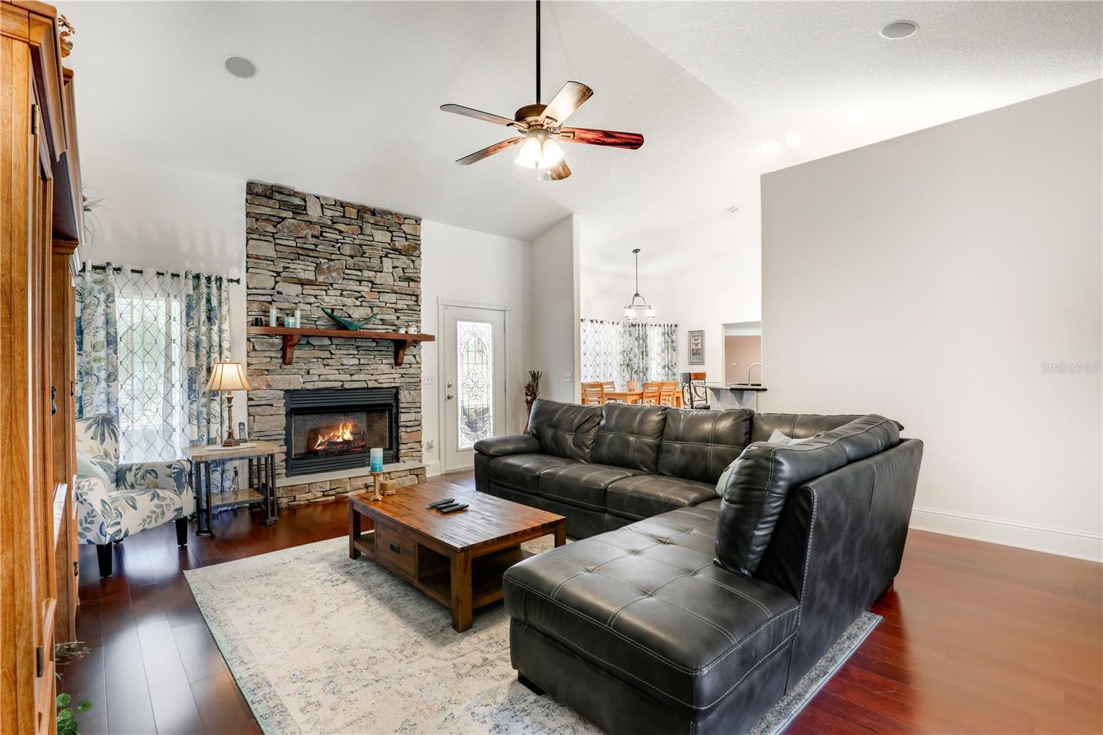 14394 BOB BURNSED RD, GLEN ST MARY, FL, 32040