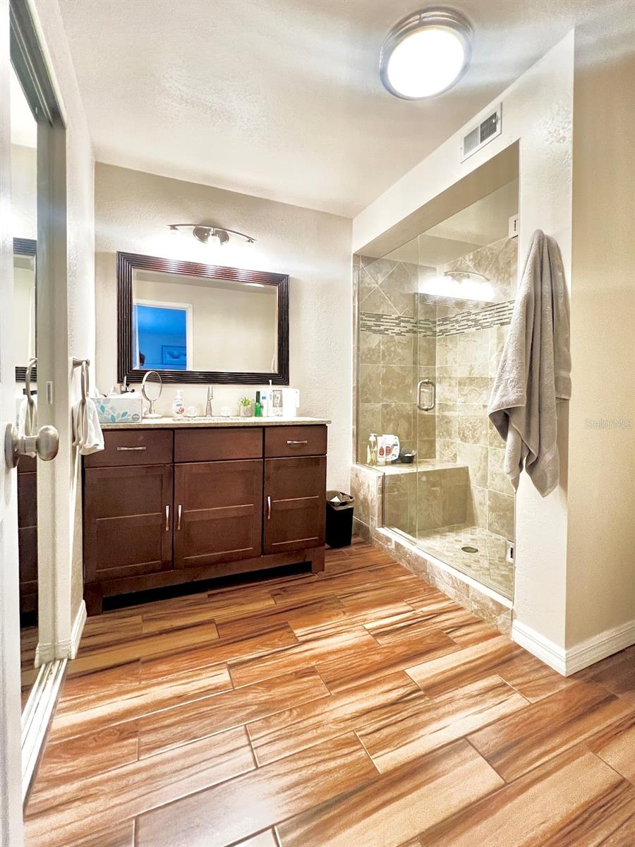 430 LARBOARD WAY #3, CLEARWATER BEACH, FL, 33767