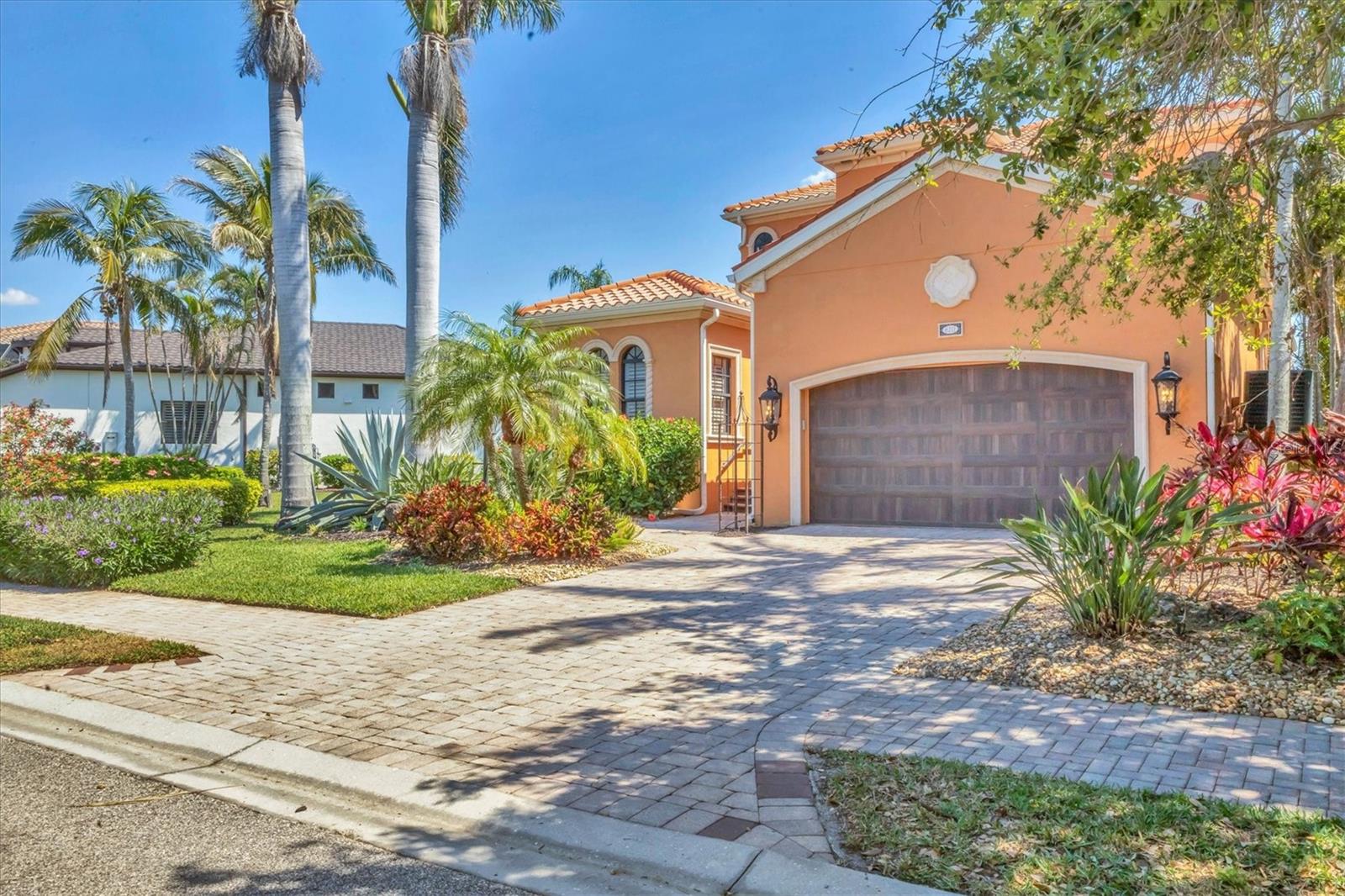 6211 LEGENDS BLVD, BRADENTON, FL, 34210