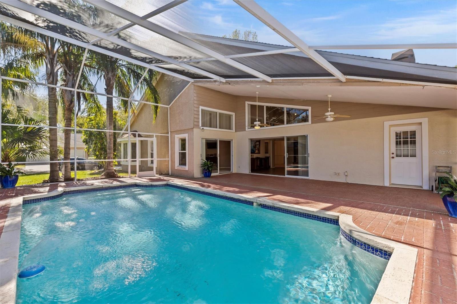 8746 TANTALLON CIR, TAMPA, FL, 33647