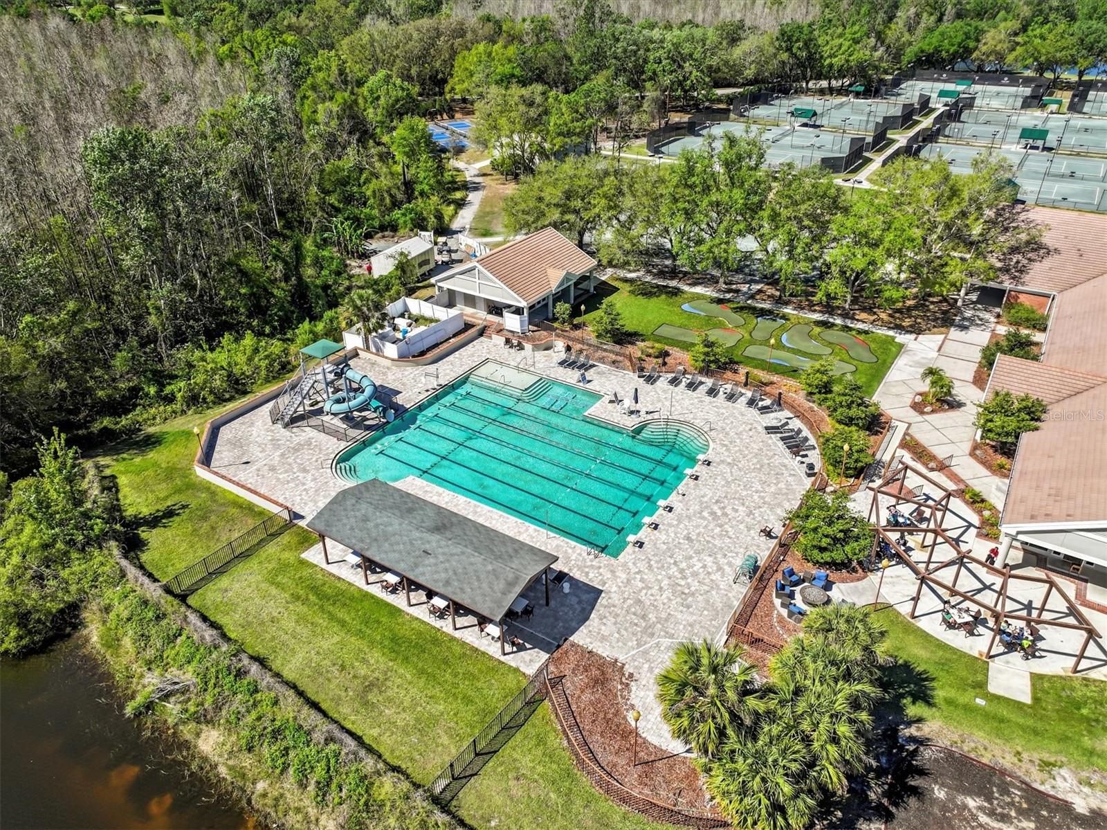 8746 TANTALLON CIR, TAMPA, FL, 33647