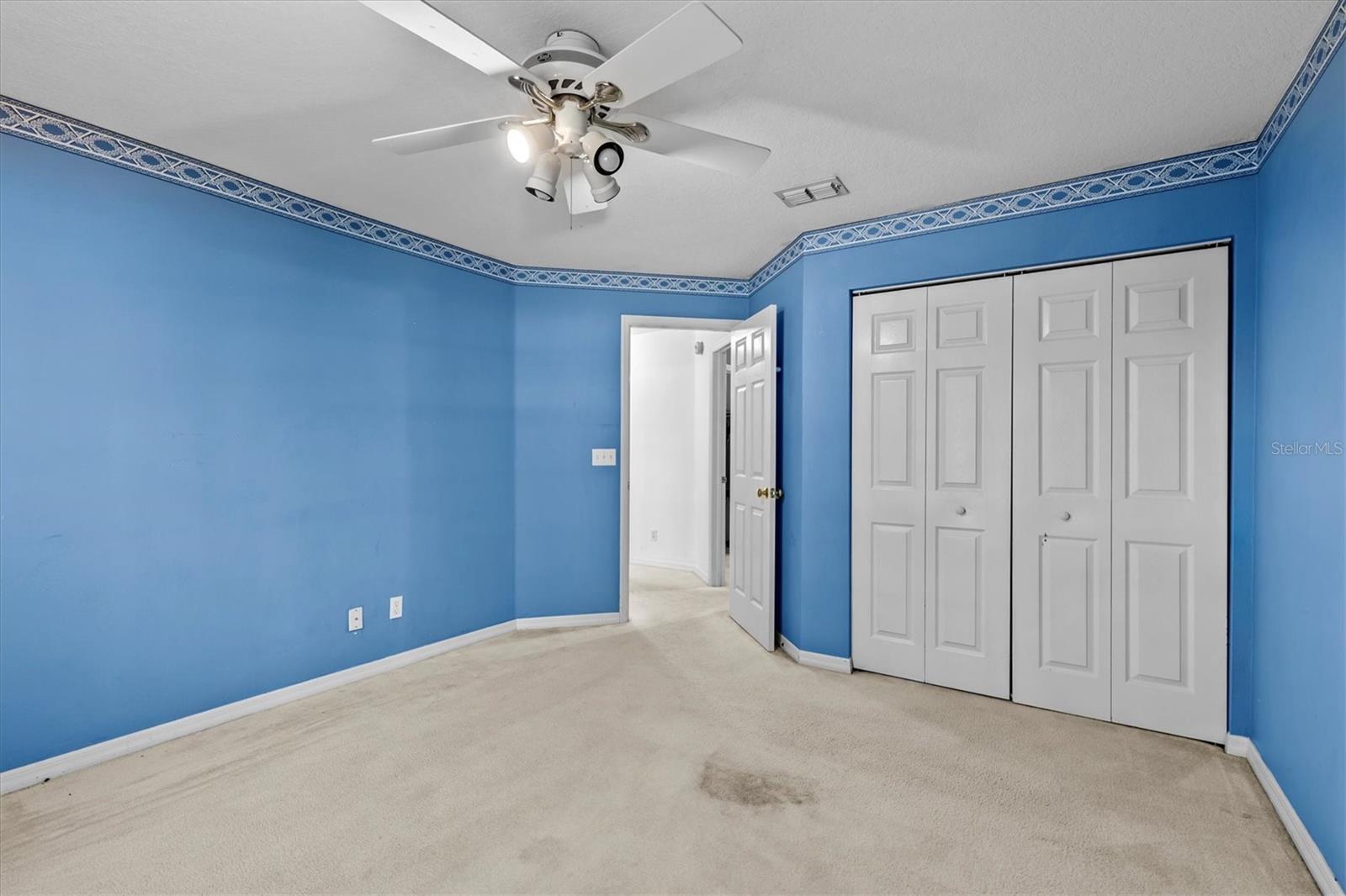 8746 TANTALLON CIR, TAMPA, FL, 33647