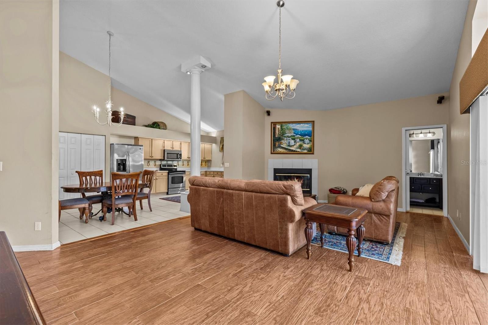 8746 TANTALLON CIR, TAMPA, FL, 33647