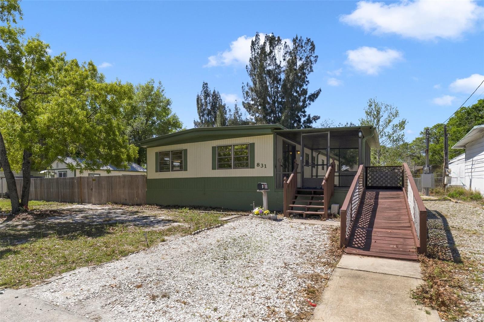 831 WOLF TRL, CASSELBERRY, FL, 32707